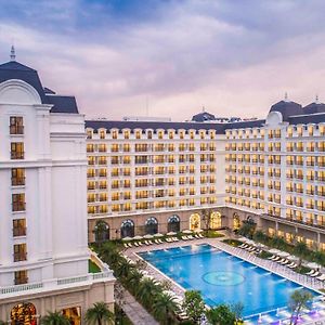 Vinholidays Fiesta Phu Quoc